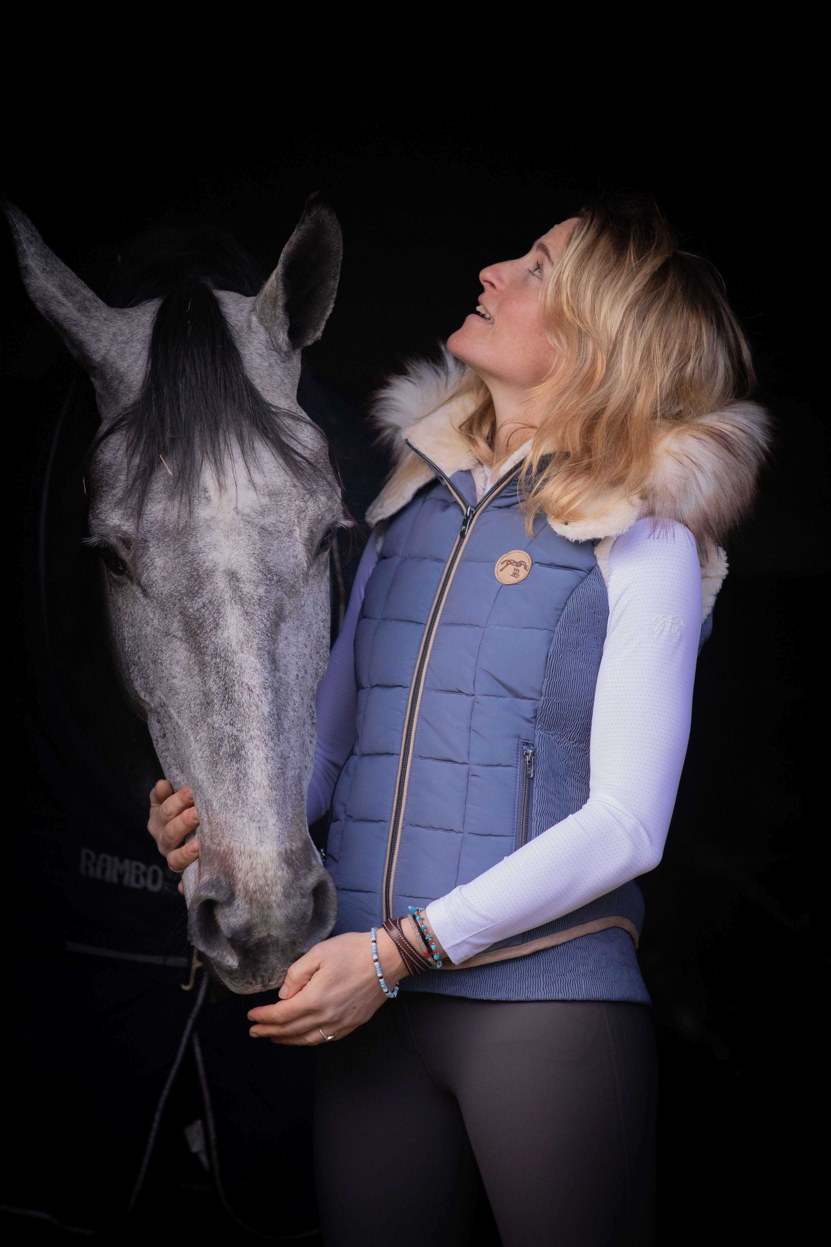 Doudoune New Roge Bleu Gris – Sans Manches Chaude et Féminine