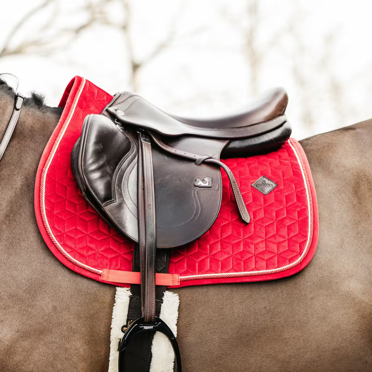 Tapis de selle Velvet Jumping Kentucky – Rouge